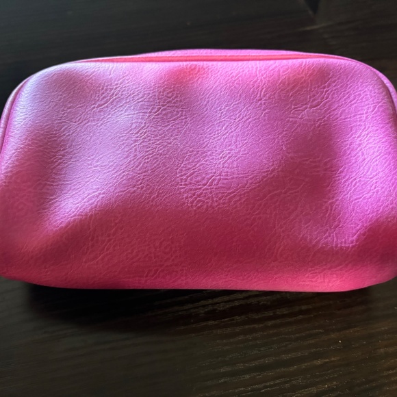 Great condition Pink make up bag - Picture 3 of 4